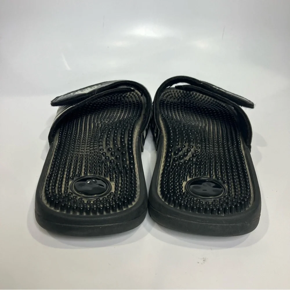 Adidas Adissage slides sandals black white‎ mens size 9 casual athleisure